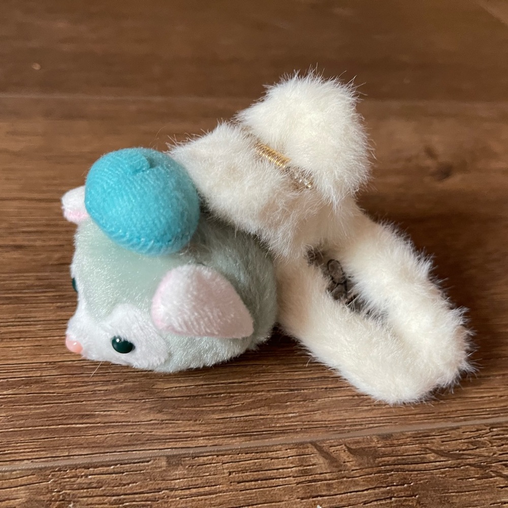 DISNEY-NWT Duffy’s Friend Gelatoni 3D Plush Hair Claw Clip - Picture 8 of 8